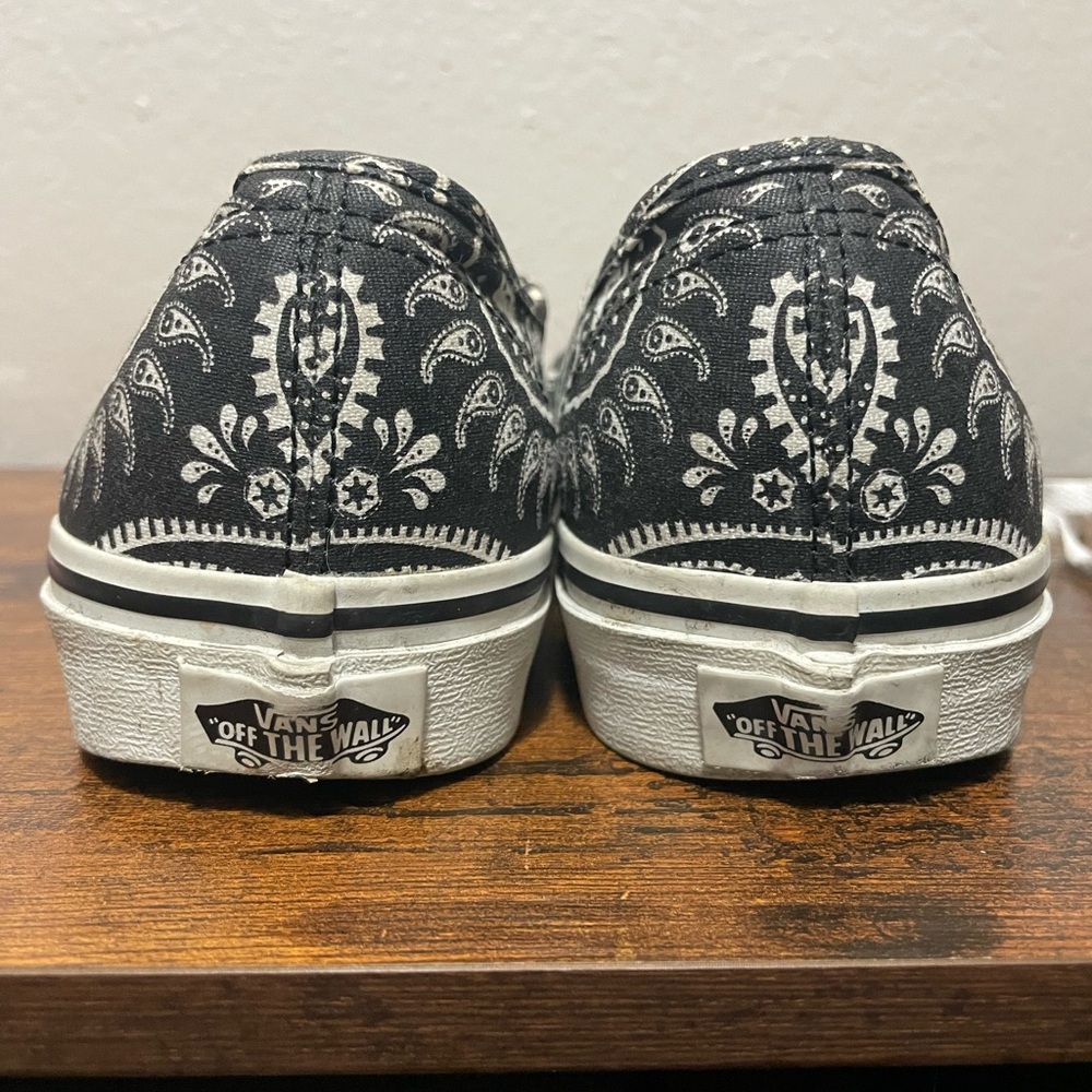Star Wars Stormtrooper Black & White Paisley Pattern Unisex Vans Sneakers - Picture 4 of 14